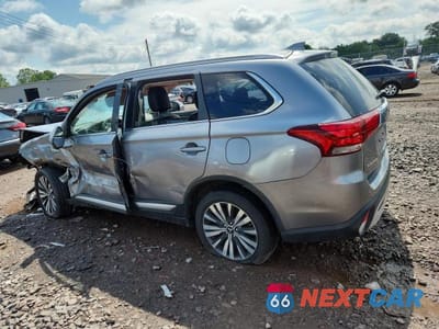 Drugie zdjęcie samochodu z przodu: 2020 MITSUBISHI OUTLANDER SE VIN:JA4AD3A30LZ032721 - miniatura