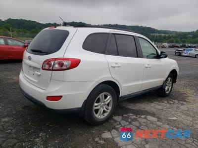 Trzecie zdjęcie samochodu z tyłu: 2012 HYUNDAI SANTA FE GLS VIN:5XYZG3AB7CG102141 - miniatura