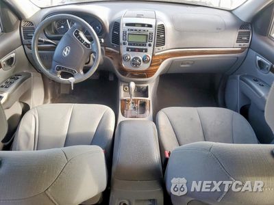 Zdjęcie 8 z 15 samochodu: 2010 HYUNDAI SANTA FE GLS VIN:5NMSG3AB8AH378946 - miniatura