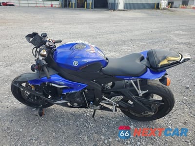 Trzecie zdjęcie samochodu z tyłu: 2009 YAMAHA YZFR6 VIN:JYARJ16E19A013677 - miniatura