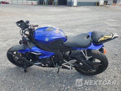 Trzecie zdjęcie samochodu z tyłu: 2009 YAMAHA YZFR6 VIN:JYARJ16E19A013677 - miniatura