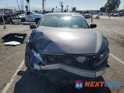 Piąte zdjęcie samochodu w środku: 2018 HONDA CLARITY VIN:JHMZC5F19JC011749 - miniatura