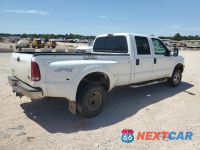 Trzecie zdjęcie samochodu z tyłu: 2001 FORD F350 SUPER DUTY VIN:1FTWW33F41EC65874 - miniatura