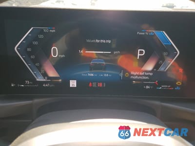 Zdjęcie 9 z 16 samochodu: 2025 BMW 330I VIN:3MW69CW01S8F22876 - miniatura