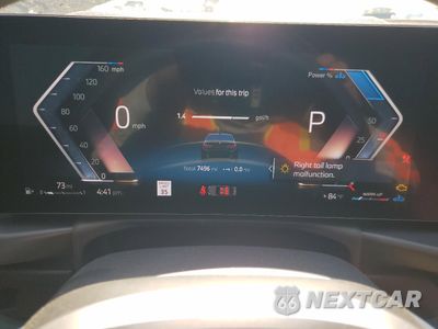 Zdjęcie 9 z 16 samochodu: 2025 BMW 330I VIN:3MW69CW01S8F22876 - miniatura