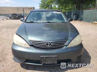 Piąte zdjęcie samochodu w środku: 2005 TOYOTA CAMRY LE VIN:4T1BE32K85U390934 - miniatura