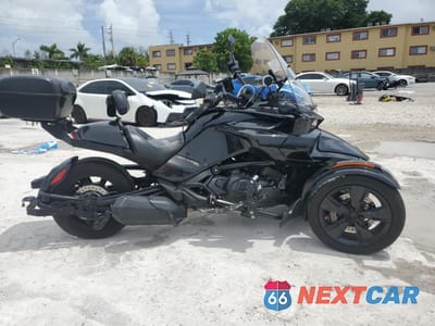 2020 CAN-AM SPYDER ROADSTER F3-S 2BXRDDD24NV000246 - główne zdjęcie licytacji z USA - miniatura