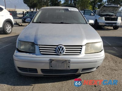 Piąte zdjęcie samochodu w środku: 2001 VOLKSWAGEN JETTA GL VIN:3VWRT29M61M031068 - miniatura