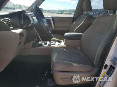 Zdjęcie 7 z 15 samochodu: 2011 TOYOTA 4RUNNER SR5 VIN:JTEZU5JR6B5033043 - miniatura