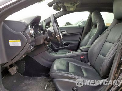 Zdjęcie 7 z 12 samochodu: 2014 MERCEDES-BENZ CLA 250 VIN:WDDSJ4EB4EN054375 - miniatura