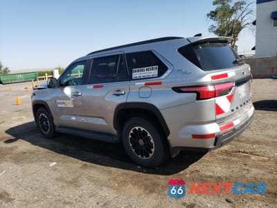 Drugie zdjęcie samochodu z przodu: 2024 TOYOTA SEQUOIA SR5 VIN:7SVAAABA3RX037079 - miniatura