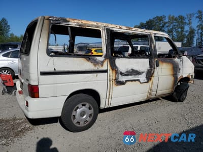Trzecie zdjęcie samochodu z tyłu: 2000 VOLKSWAGEN EUROVAN GLS VIN:WV2KH4700YH147884 - miniatura
