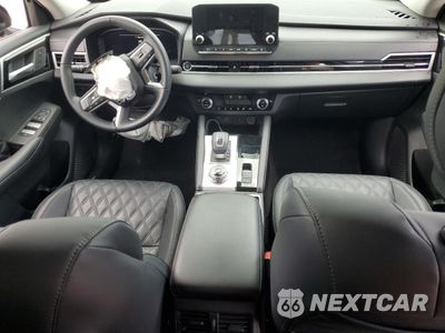 Zdjęcie 8 z 15 samochodu: 2024 MITSUBISHI OUTLANDER SEL VIN:JA4J3WA84RZ030933 - miniatura
