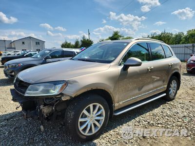 2016 VOLKSWAGEN TOUAREG SPORT WVGEF9BP8GD003925 - główne zdjęcie licytacji z USA - miniatura