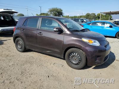 Czwarte zdjęcie samochodu z boku: 2012 TOYOTA SCION XD VIN:JTKKU4B47C1018751 - miniatura