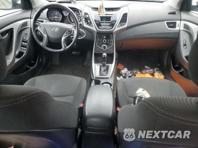 Zdjęcie 8 z 12 samochodu: 2015 HYUNDAI ELANTRA SE VIN:5NPDH4AE9FH615198 - miniatura