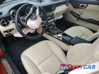 Zdjęcie 8 z 13 samochodu: 2014 MERCEDES-BENZ SLK 350 VIN:WDDPK5HA2EF089650 - miniatura