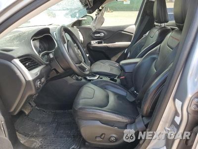 Zdjęcie 7 z 13 samochodu: 2014 JEEP CHEROKEE TRAILHAWK VIN:1C4PJMBB0EW109645 - miniatura