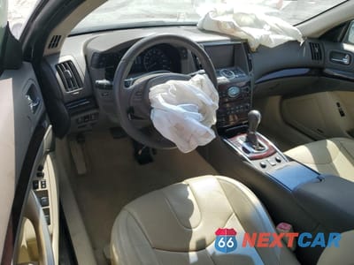 Zdjęcie 8 z 14 samochodu: 2015 INFINITI Q60 BASE VIN:JN1CV6FEXFM810129 - miniatura