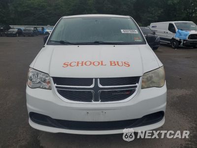Piąte zdjęcie samochodu w środku: 2015 DODGE GRAND CARAVAN SE VIN:2C4RDGBG1FR511830 - miniatura