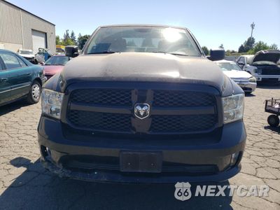 Piąte zdjęcie samochodu w środku: 2017 RAM 1500 ST VIN:1C6RR6FG8HS536156 - miniatura
