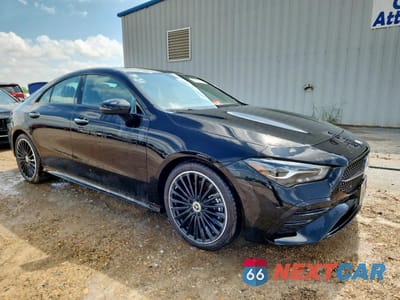 Czwarte zdjęcie samochodu z boku: 2025 MERCEDES-BENZ CLA 250 VIN:W1K5J4GB5SN516318 - miniatura