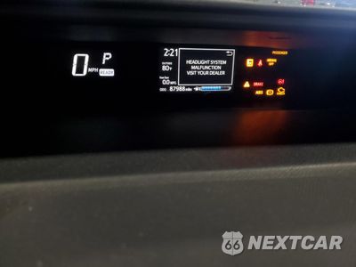 Zdjęcie 9 z 14 samochodu: 2018 TOYOTA PRIUS C VIN:JTDKDTB39J1607287 - miniatura