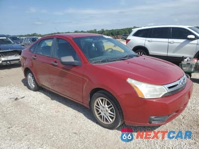 Czwarte zdjęcie samochodu z boku: 2010 FORD FOCUS SE VIN:1FAHP3FN1AW271253 - miniatura