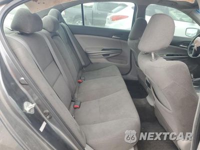 Zdjęcie 10 z 12 samochodu: 2010 HONDA ACCORD EX VIN:1HGCP2F7XAA188242 - miniatura