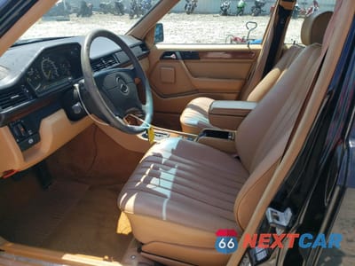Zdjęcie 7 z 12 samochodu: 1993 MERCEDES-BENZ 300 E 2.8 VIN:WDBEA28E0PC002885 - miniatura