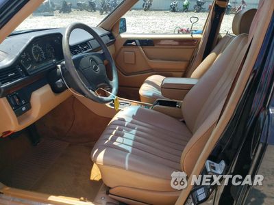 Zdjęcie 7 z 12 samochodu: 1993 MERCEDES-BENZ 300 E 2.8 VIN:WDBEA28E0PC002885 - miniatura