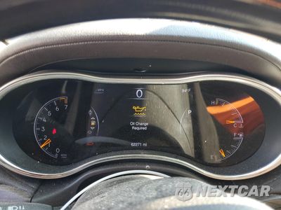 Zdjęcie 9 z 16 samochodu: 2014 JEEP GRAND CHEROKEE OVERLAND VIN:1C4RJECGXEC221685 - miniatura