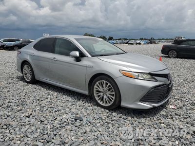 Czwarte zdjęcie samochodu z boku: 2018 TOYOTA CAMRY HYBRID VIN:4T1B21HKXJU004240 - miniatura