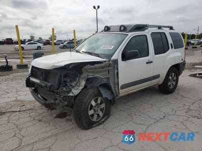 2013 NISSAN XTERRA X 5N1AN0NWXDN826149 - główne zdjęcie licytacji z USA - miniatura