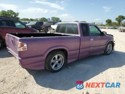 Trzecie zdjęcie samochodu z tyłu: 1999 GMC SONOMA VIN:1GTCS19X1X8521320 - miniatura