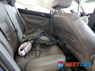 Zdjęcie 10 z 11 samochodu: 2004 VOLKSWAGEN JETTA GLS VIN:3VWSK69M64M004808 - miniatura