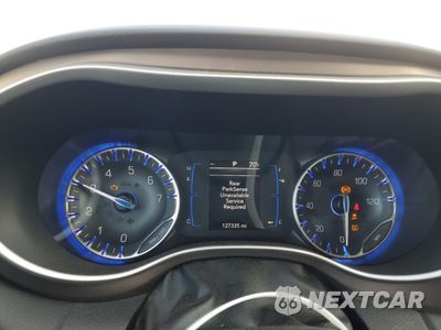 Zdjęcie 9 z 17 samochodu: 2018 CHRYSLER PACIFICA LX VIN:2C4RC1CG3JR292568 - miniatura