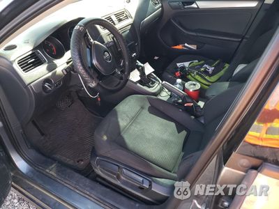Zdjęcie 7 z 12 samochodu: 2015 VOLKSWAGEN JETTA SE VIN:3VWD17AJ2FM257971 - miniatura
