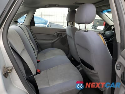Zdjęcie 10 z 14 samochodu: 2004 FORD FOCUS ZTS VIN:1FAHP38Z84W165807 - miniatura