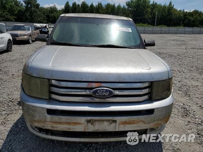 Piąte zdjęcie samochodu w środku: 2011 FORD FLEX SE VIN:2FMGK5BC2BBD10421 - miniatura