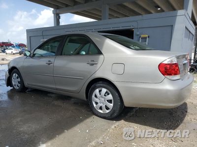Drugie zdjęcie samochodu z przodu: 2005 TOYOTA CAMRY LE VIN:4T1BE30K75U003003 - miniatura