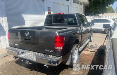 Czwarte zdjęcie samochodu z boku: 2005 NISSAN TITAN XE VIN:1N6AA07A85N549954 - miniatura