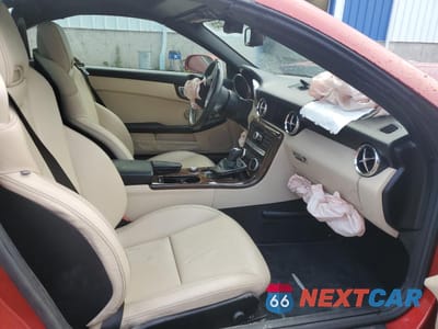 Zdjęcie 10 z 13 samochodu: 2014 MERCEDES-BENZ SLK 350 VIN:WDDPK5HA2EF089650 - miniatura