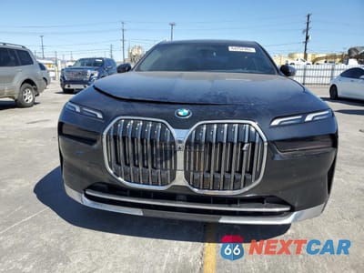 Piąte zdjęcie samochodu w środku: 2024 BMW I7 EDRIVE50 VIN:WBY43EJ08RCR75246 - miniatura
