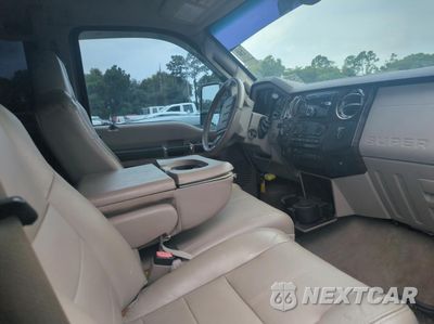 Piąte zdjęcie samochodu w środku: 2008 FORD F350 SRW SUPER DUTY VIN:1FTWW31R08EA89641 - miniatura