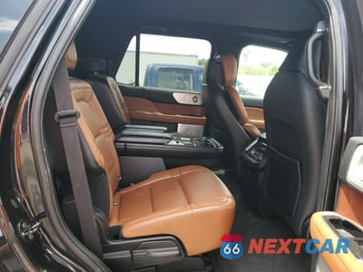 Zdjęcie 11 z 16 samochodu: 2020 LINCOLN NAVIGATOR RESERVE VIN:5LMJJ2LT6LEL13993 - miniatura