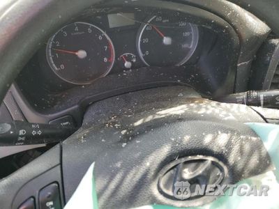 Zdjęcie 9 z 12 samochodu: 2010 HYUN ACCENT VIN:KMHCN4AC5AU488852 - miniatura