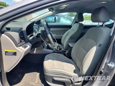 Zdjęcie 7 z 12 samochodu: 2017 HYUNDAI ELANTRA SE VIN:5NPD74LF1HH072019 - miniatura