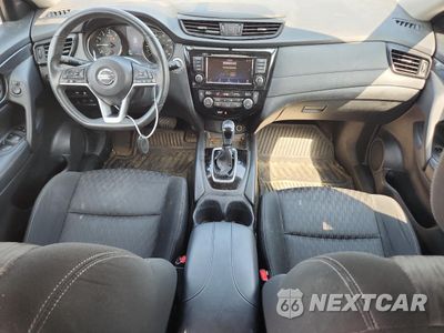 Zdjęcie 8 z 14 samochodu: 2018 NISSAN ROGUE S VIN:KNMAT2MV7JP549278 - miniatura