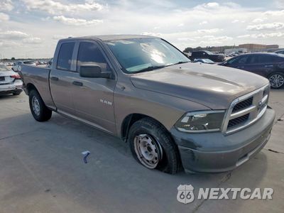 Czwarte zdjęcie samochodu z boku: 2010 DODGE RAM 1500 VIN:1D7RB1GP7AS127558 - miniatura